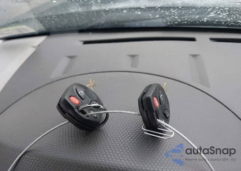 2008 Ford Escape Xlt z USA, uszkodzony, nr VIN 1FMCU03188KB01966